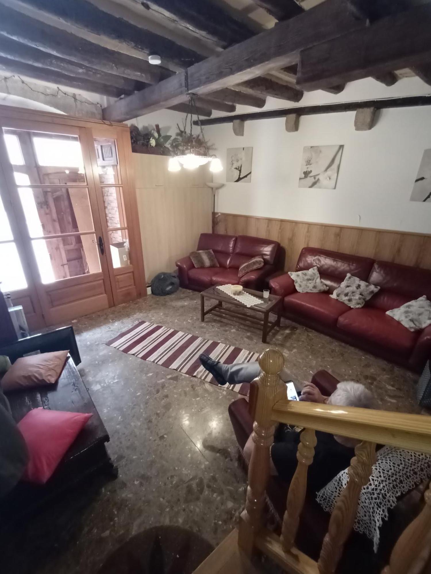 Tranquil And Spacious Townhouse In Historical And Picturesque Cervera Del Maestre Bagian luar foto
