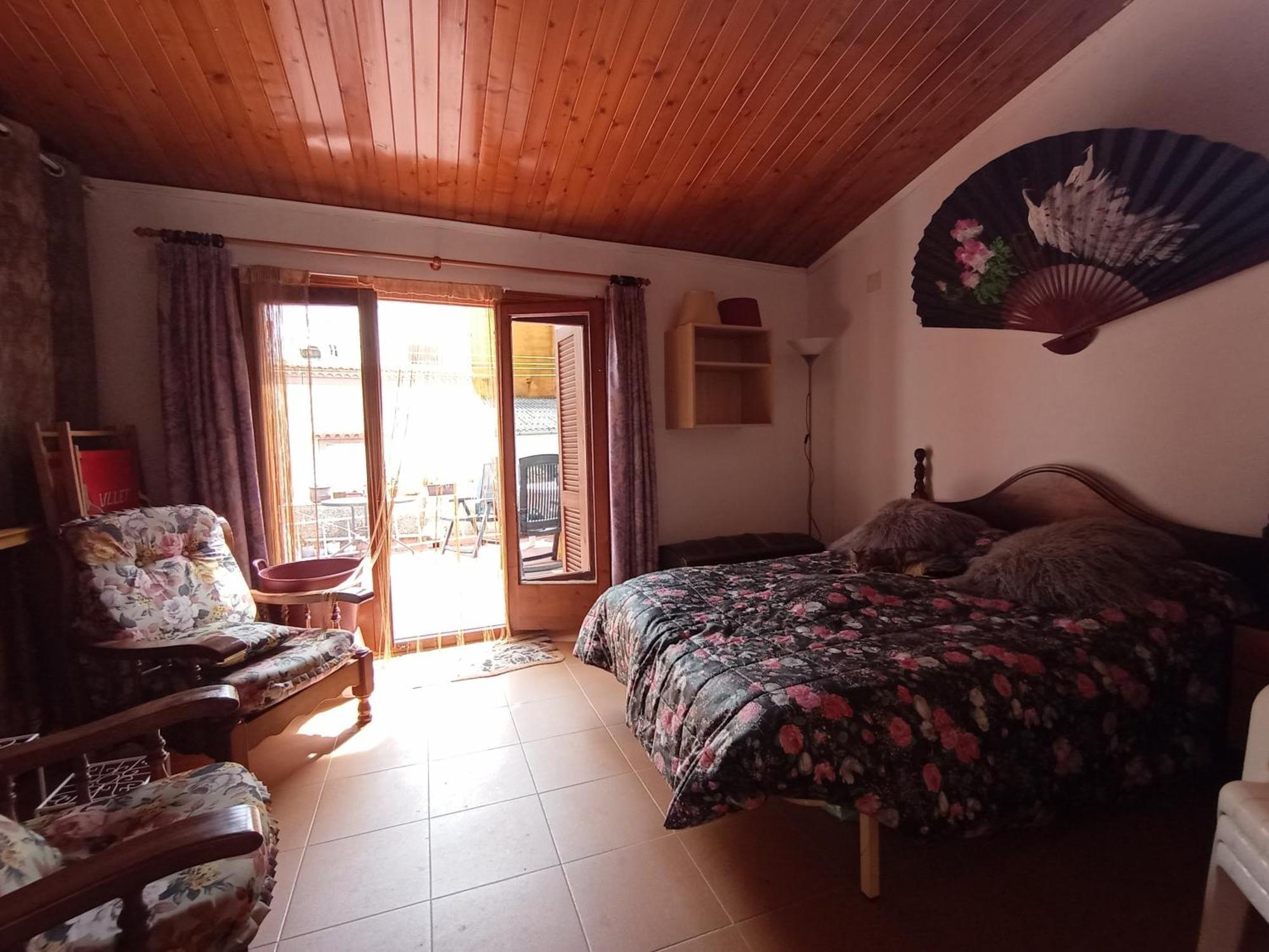 Tranquil And Spacious Townhouse In Historical And Picturesque Cervera Del Maestre Bagian luar foto