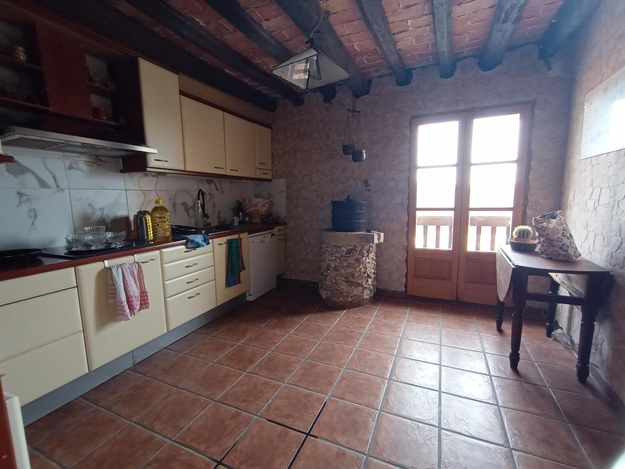 Tranquil And Spacious Townhouse In Historical And Picturesque Cervera Del Maestre Bagian luar foto