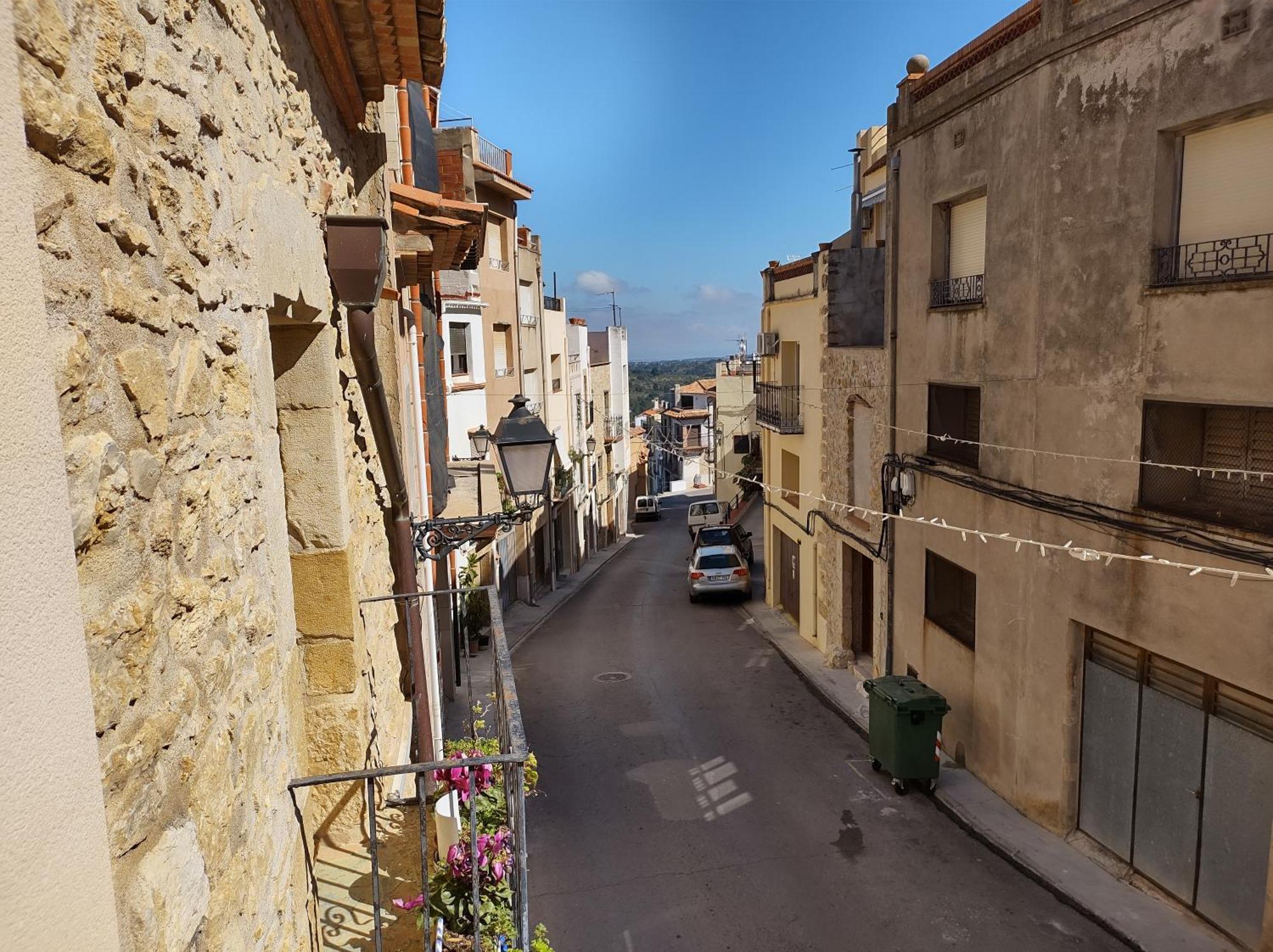 Tranquil And Spacious Townhouse In Historical And Picturesque Cervera Del Maestre Bagian luar foto